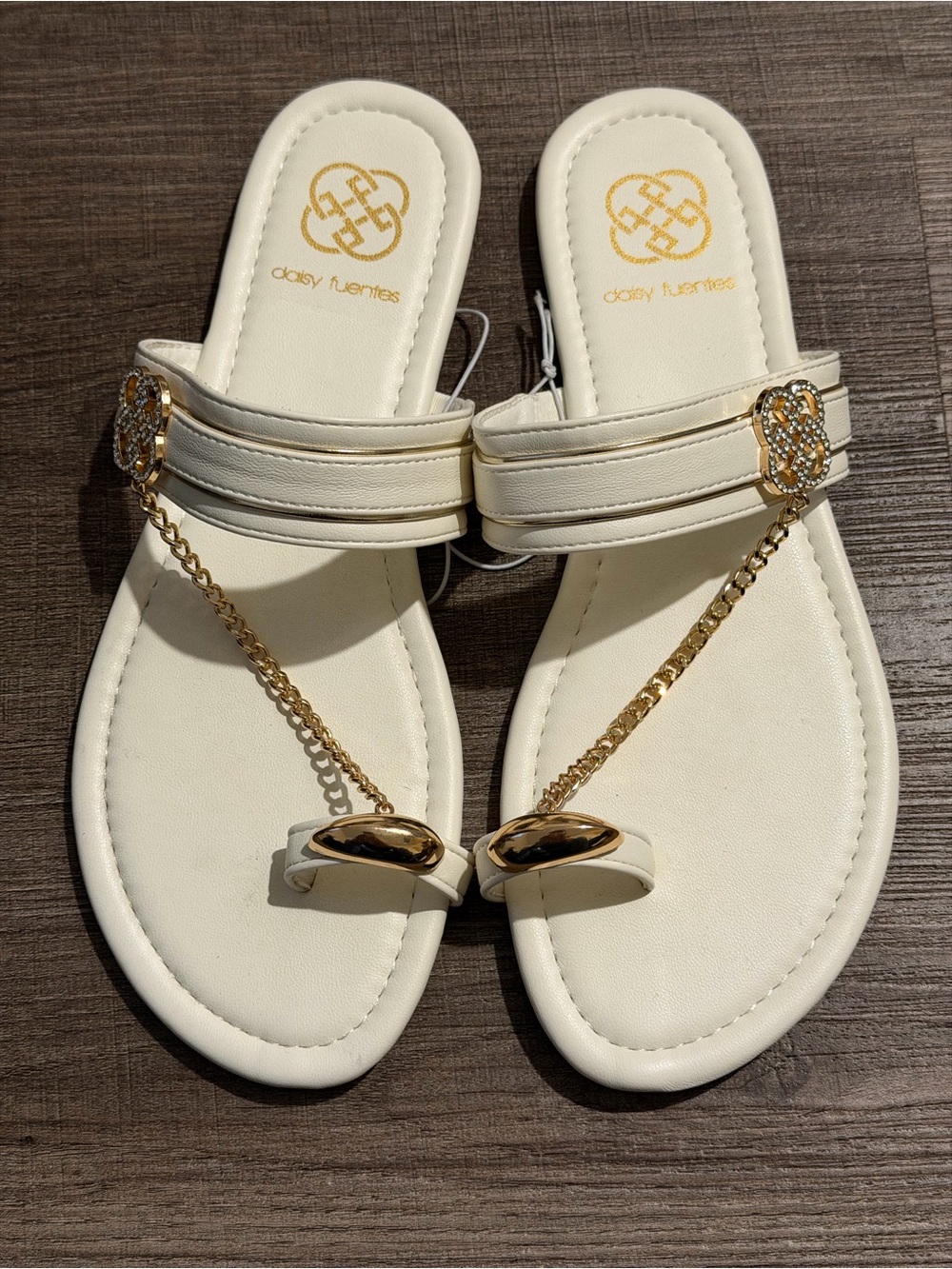 Daisy Fuentes Cream Sandals with Gold Chain Accent